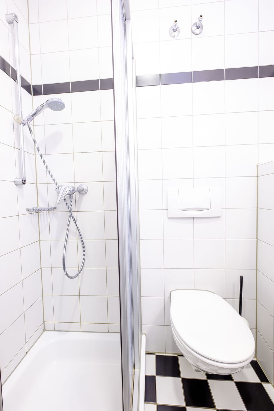 Shower, towels