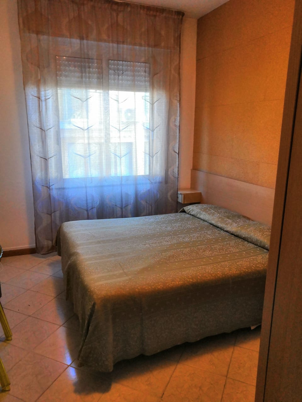 Basic Double Room | Desk, WiFi (free)