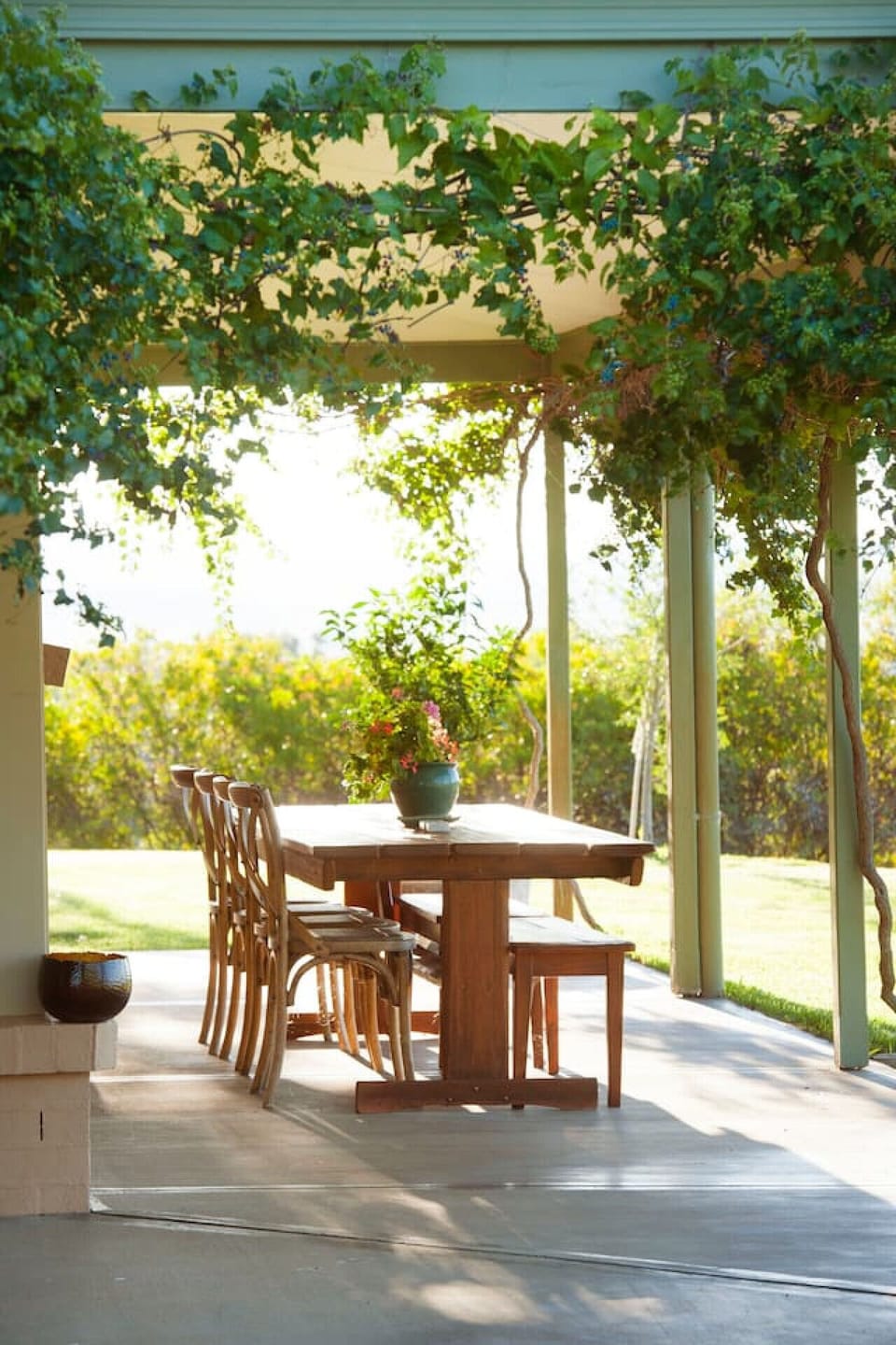 Outdoor dining
