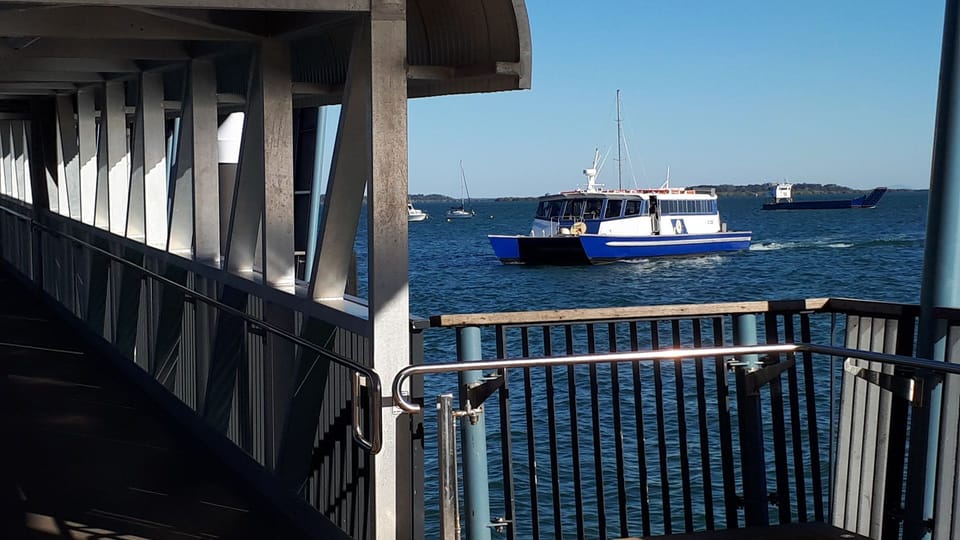 Ferry arriving at state-of-art pontoon jetty on Coochie, only 8mins!