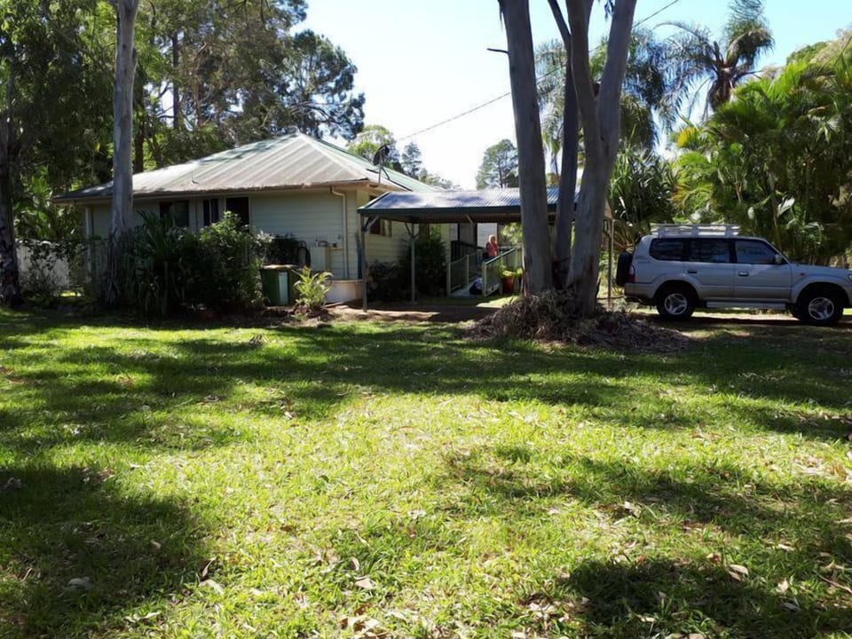 The adjacent block is Perulpa Play Paddock 
 or parking the boat