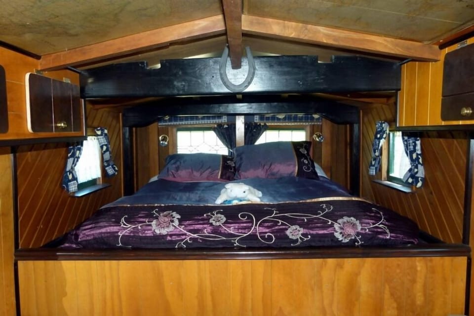 House Truck - double bed