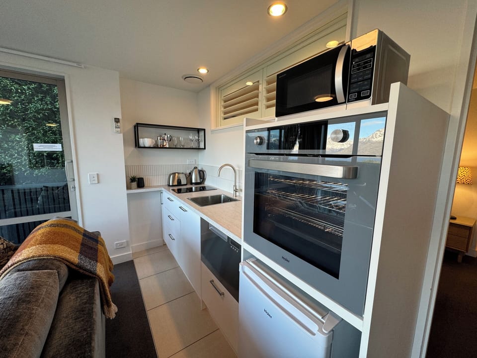 2nd small kitchen 
