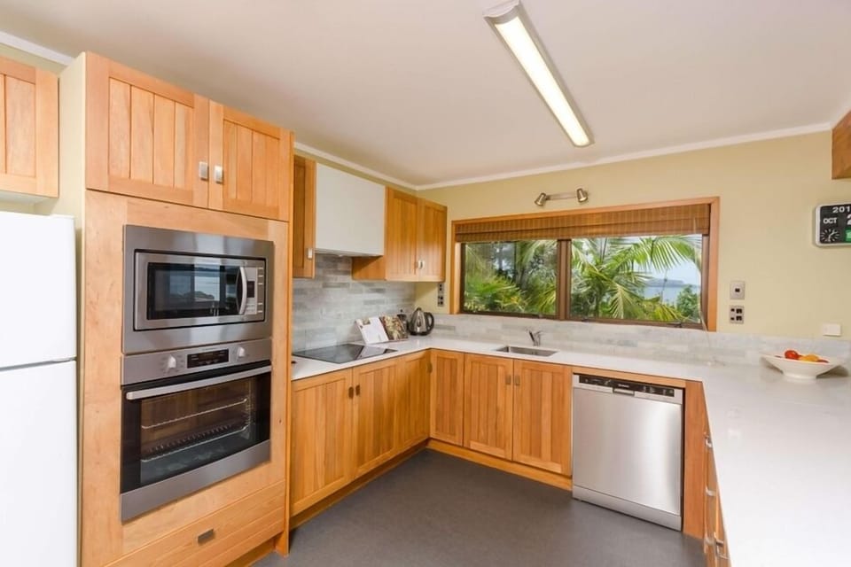 Well equipped kitchen