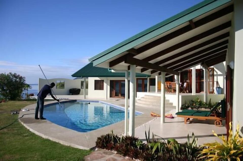 Bularangi Villa in sunshine