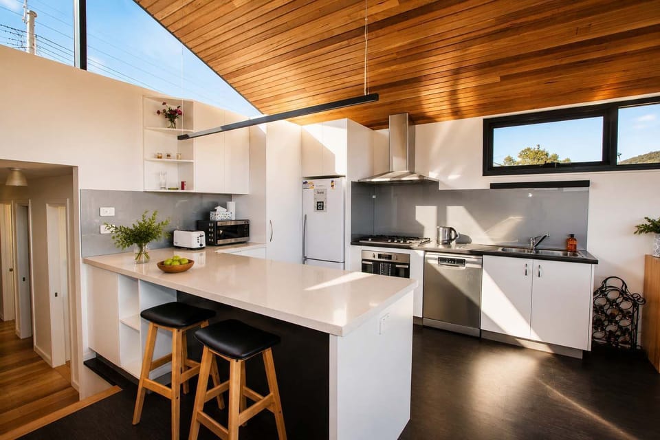 Well equipped kitchen with a dishwasher