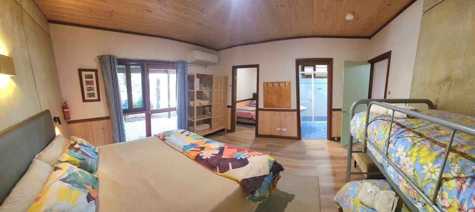Ground floor family bedroom - sleeps 5 adults/children