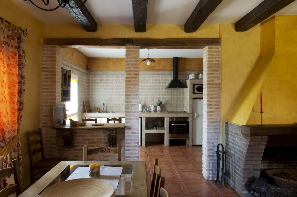 House, 4 Bedrooms (La Galana) | Living area | Flat-screen TV