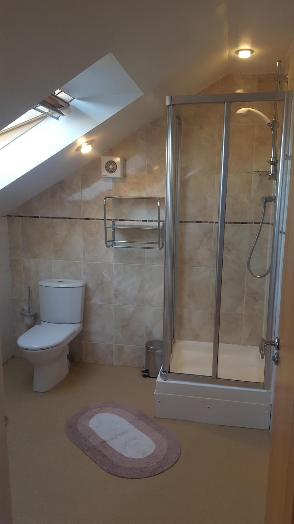 En suite bathroom