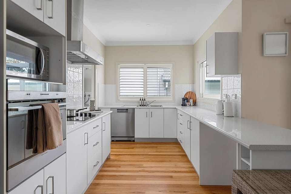Kitchen 1