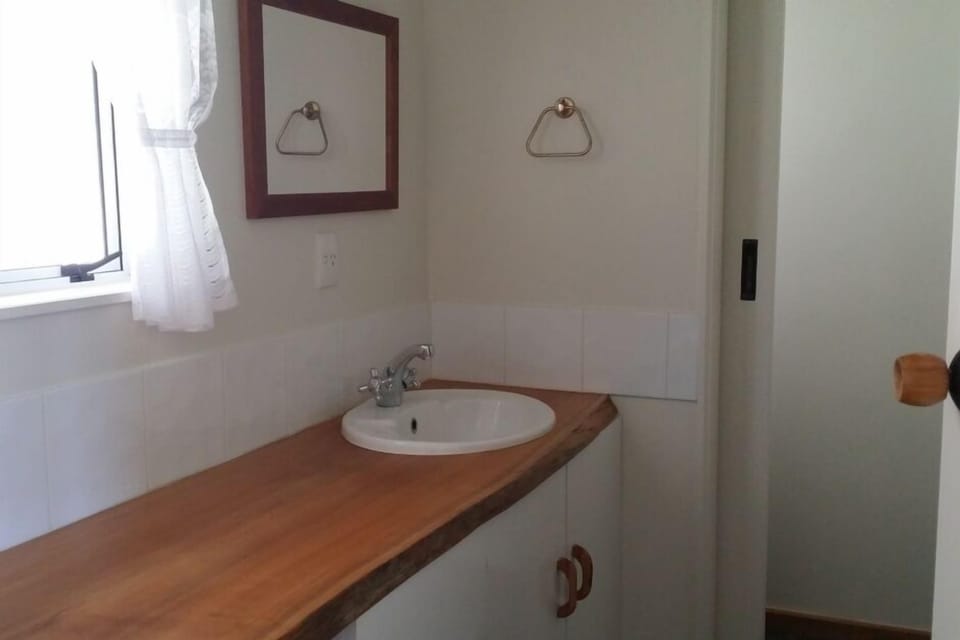 Well appointed bathroom