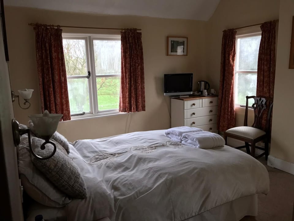 Comfort Double Room, Ensuite (Room 3,4 and 5)