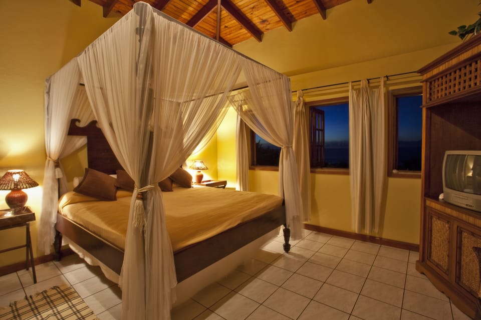 Room Calabash at Villa Capri - Master bedroom 