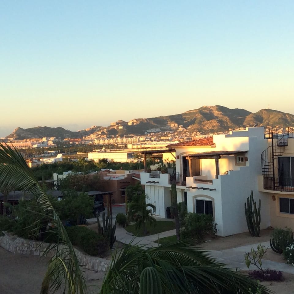 Cozy house , no stairs 2 parking spots nice terrace House in Baja California Sur