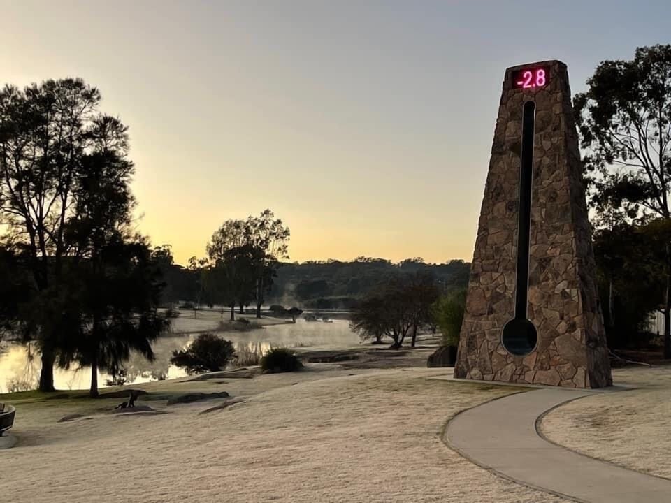 Frosty winter morning 