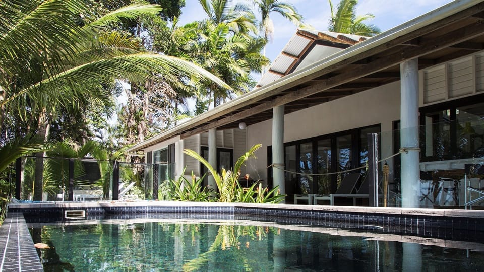 Tropical Pool Vibes