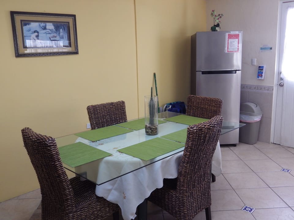 Kitchen table