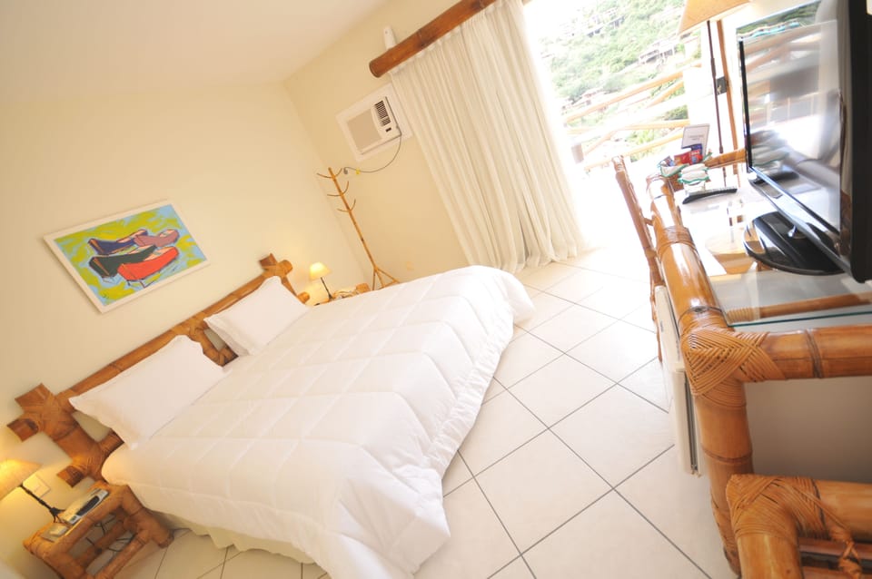 Standard Double Room, Patio, Garden View | Room amenity