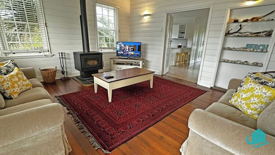 Picture of whole lounge room