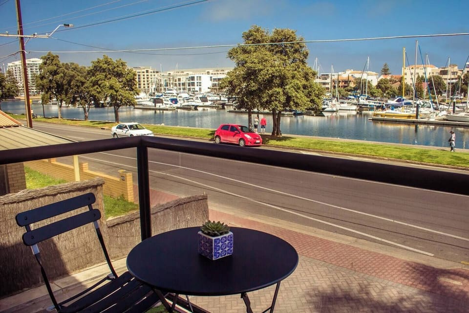 The perfect morning coffee spot!