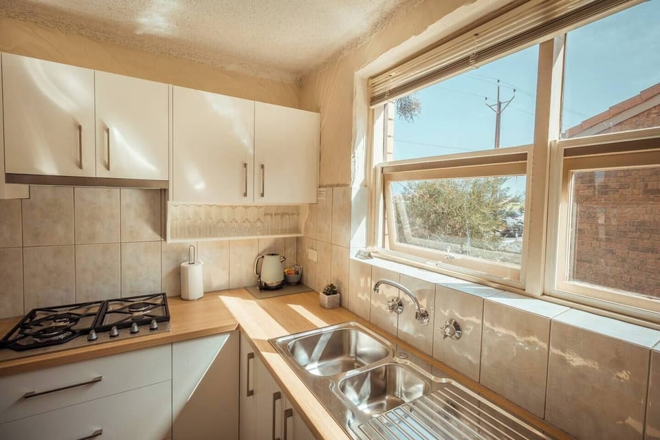 Clean and Bright kitchen