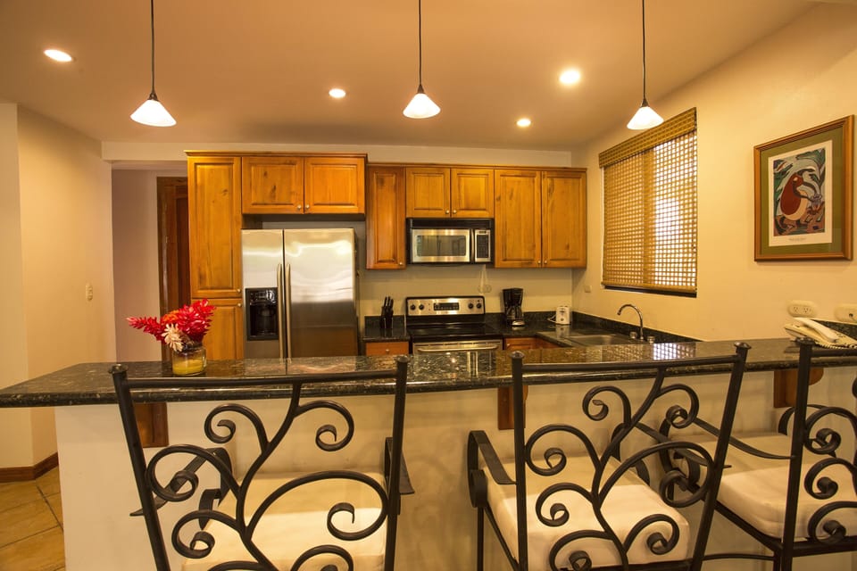 Fully equipped kitchen