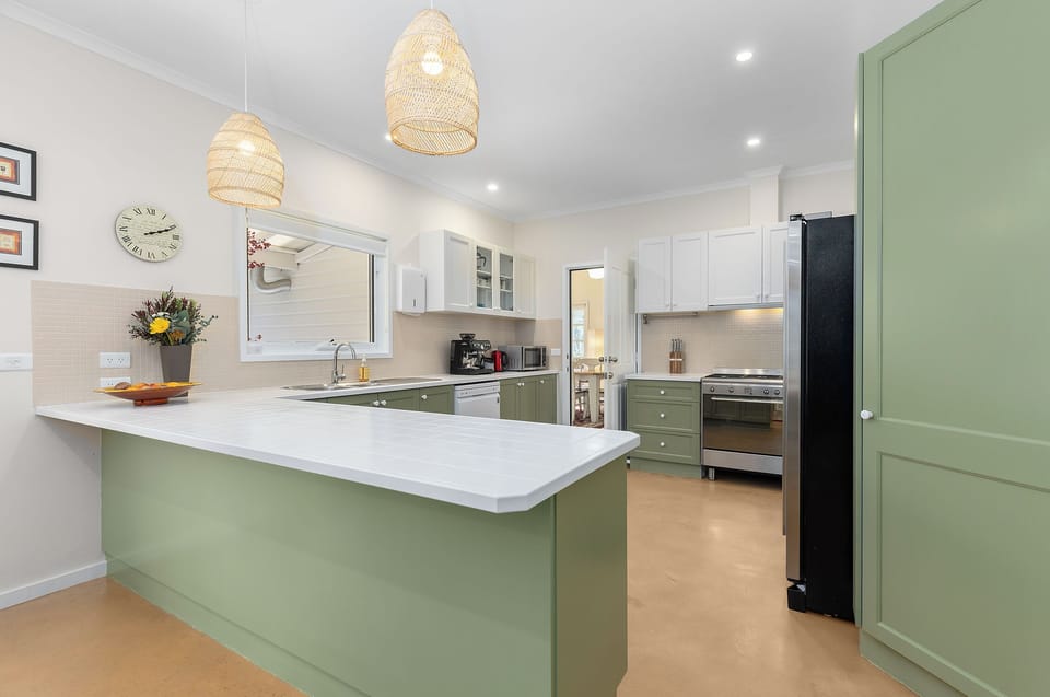 Great kitchen - cook up a feast and enjoy a night in