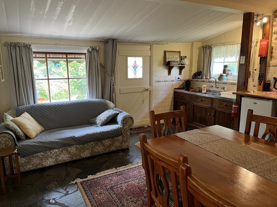Eat in kitchen with sofa bed