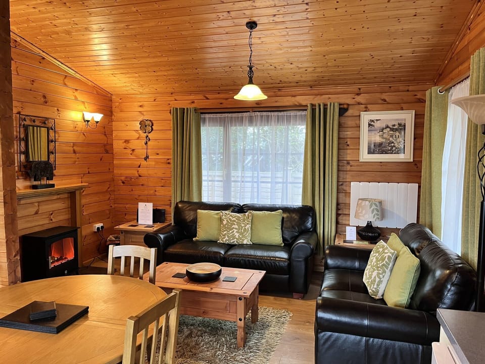 Cherry Lodge, Cedar Springs
Spacious log cabin, Heacham, Norfolk
Close to beach