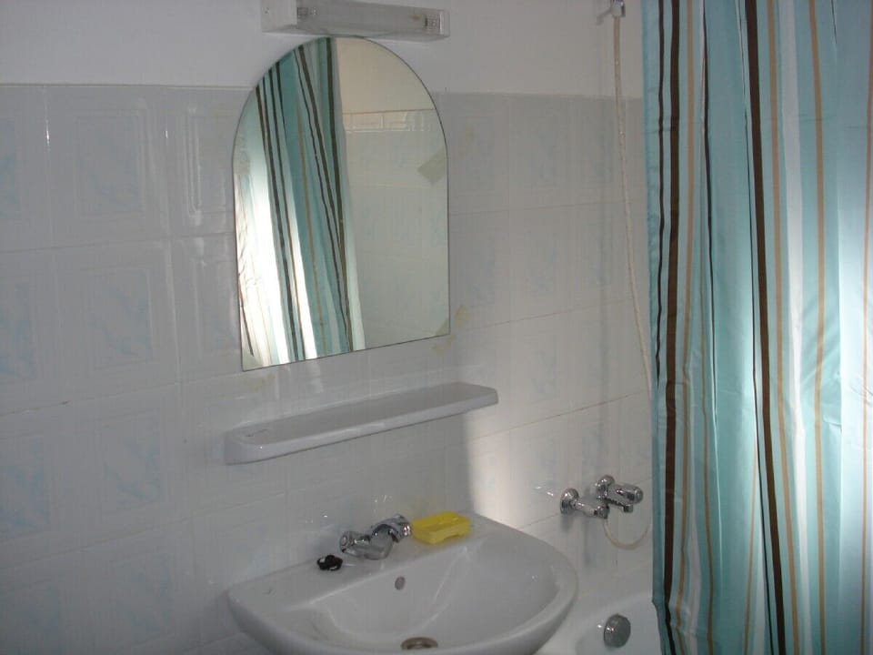 On-suite Bathroom in the master doubleberoom