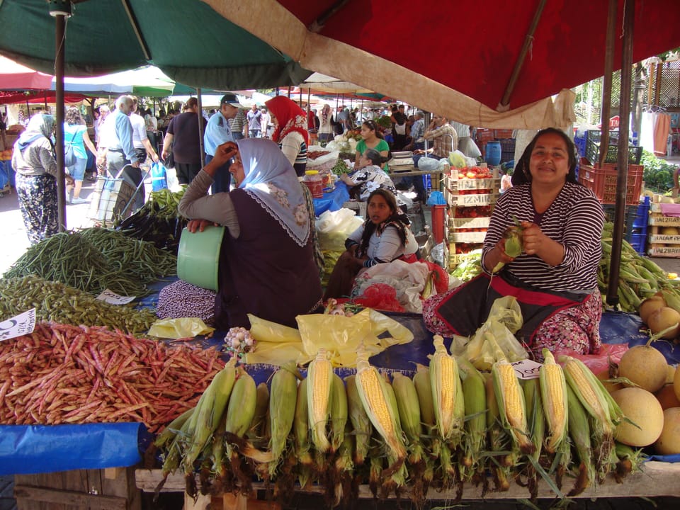 Weekly Saturday market, fantastic 