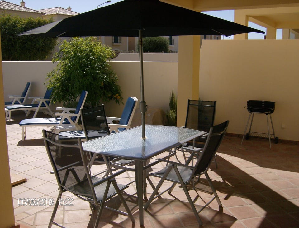 Al Fresco Dining Area