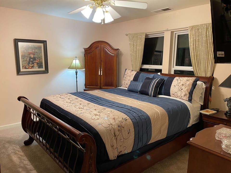 House | Iron/ironing board, free WiFi, bed sheets