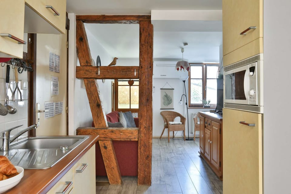 Depuis le salon, vous pourrez accéder à la terrasse.