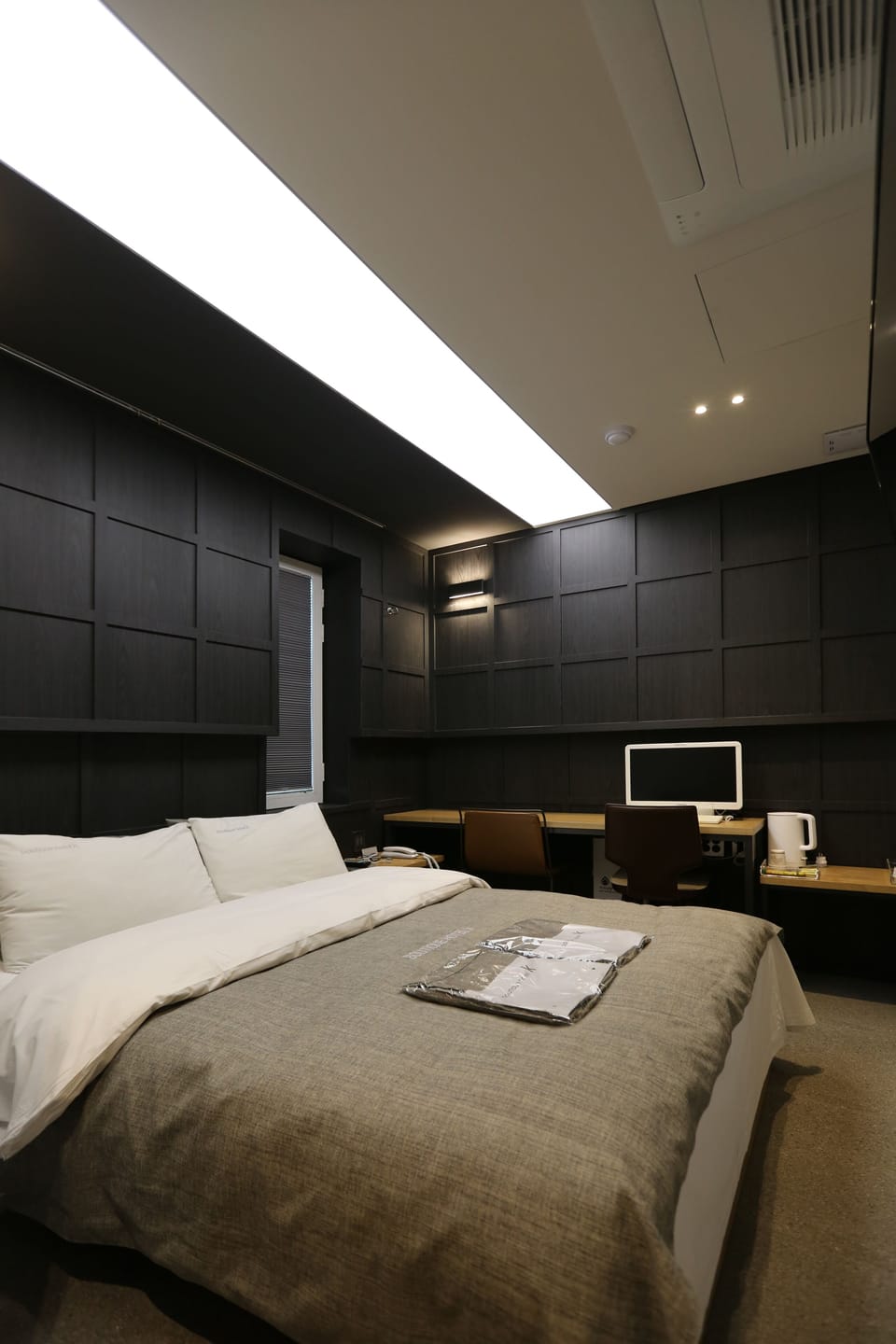 Standard Double Room | Premium bedding, down comforters, minibar (free items), desk