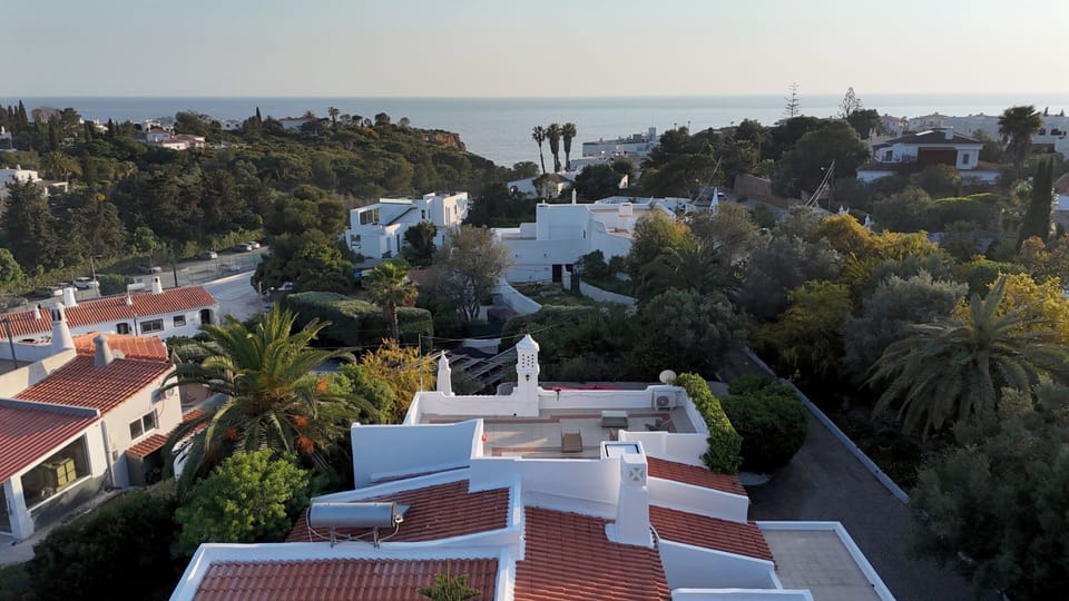 Large property 300 meters from the nearby beach and 500 meters from a large beac