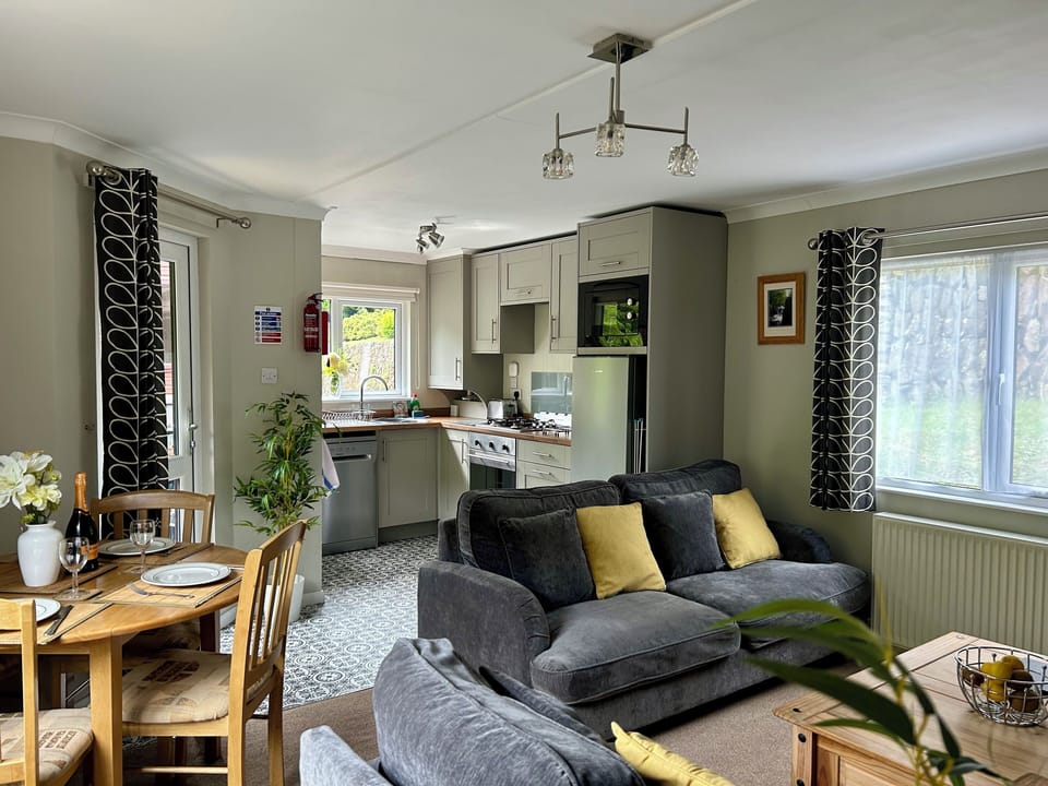 Open plan living/dining room with stunning new fully equipped kitchen.