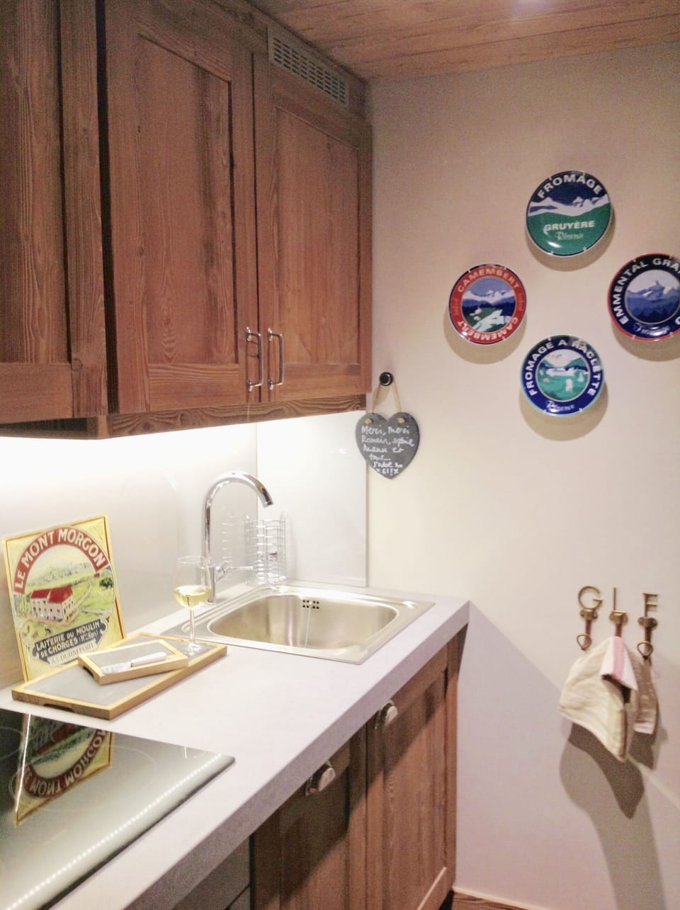 Kitchen Hob / Sink / Dishwasher / Oven