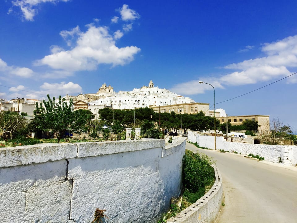 Road leading from the villa to Ostuni.