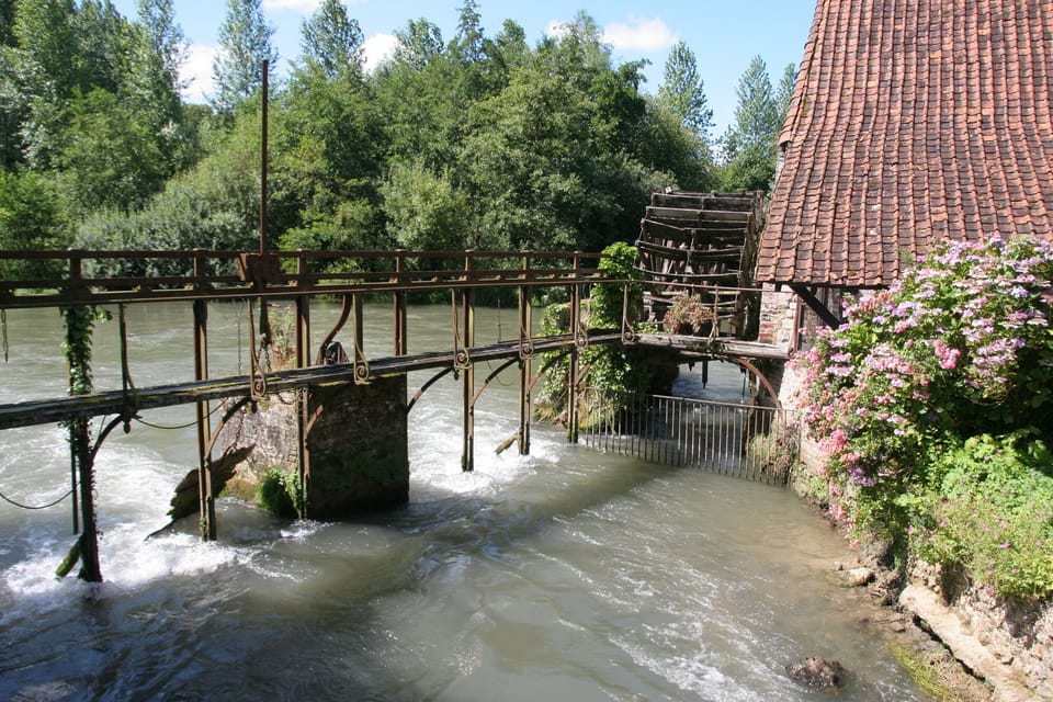 Maintenay Water Mill and Creperie 2Km away