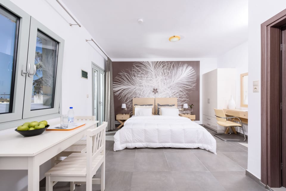 Superior Studio (for 2) | In-room safe, soundproofing, free cribs/infant beds, free WiFi