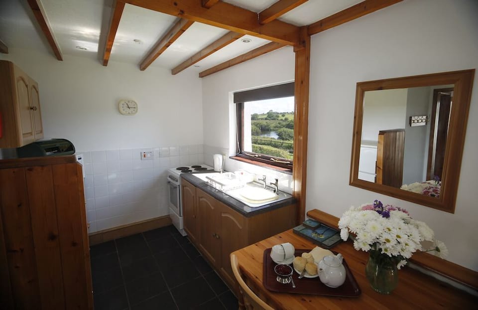Stable kitchen