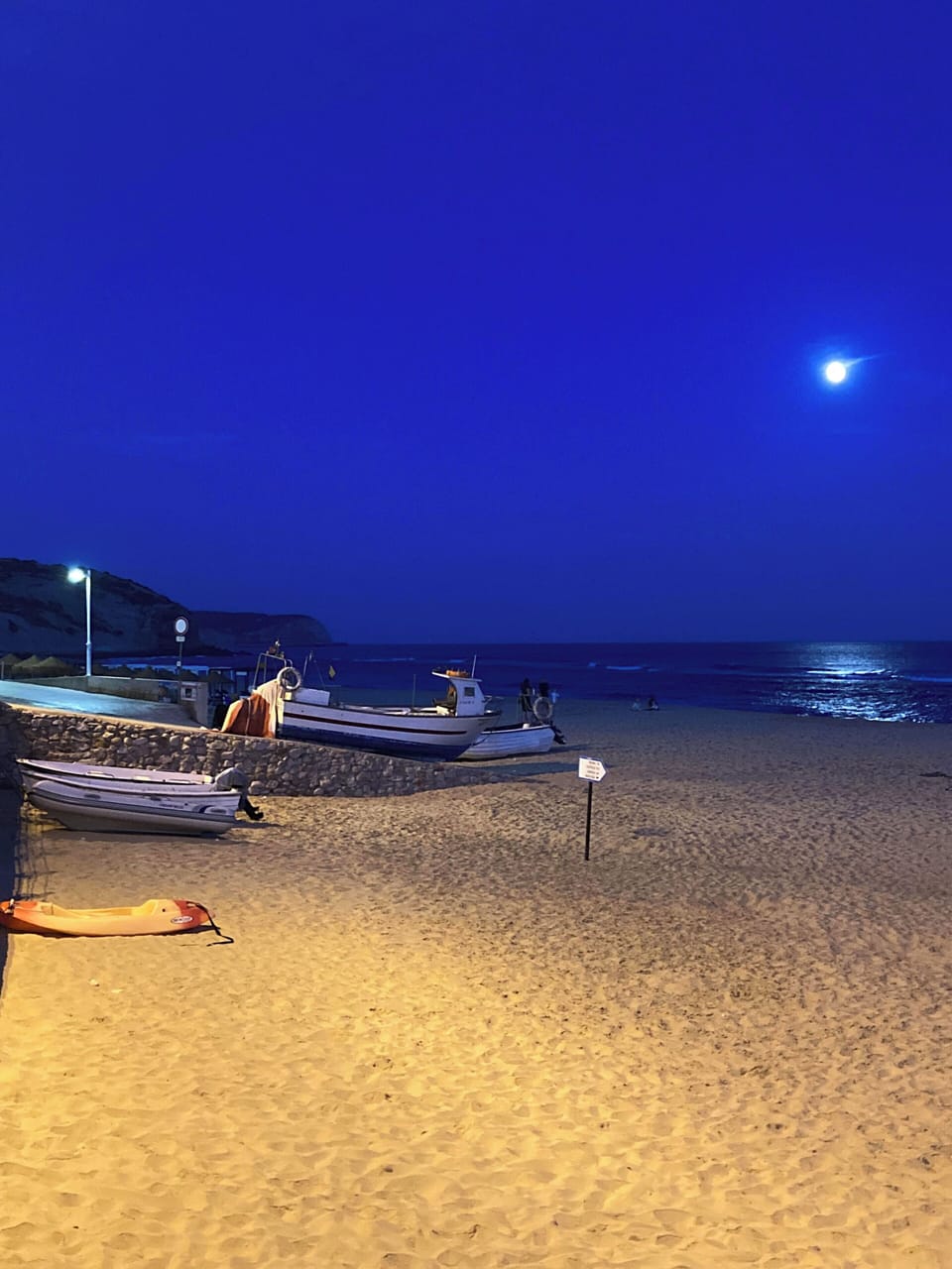 Beautiful Salema beach nearby