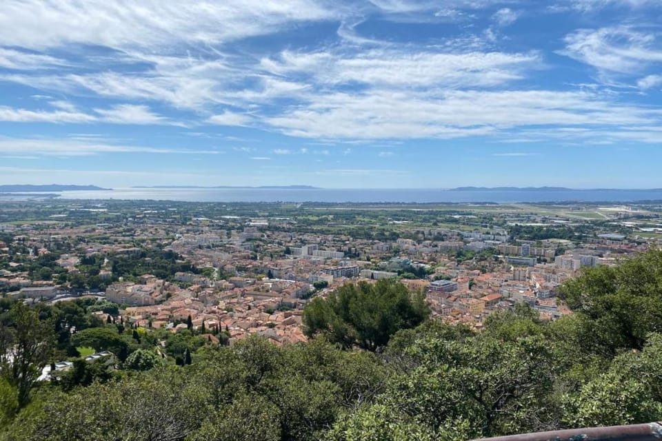 Region [summer] (>5 km)