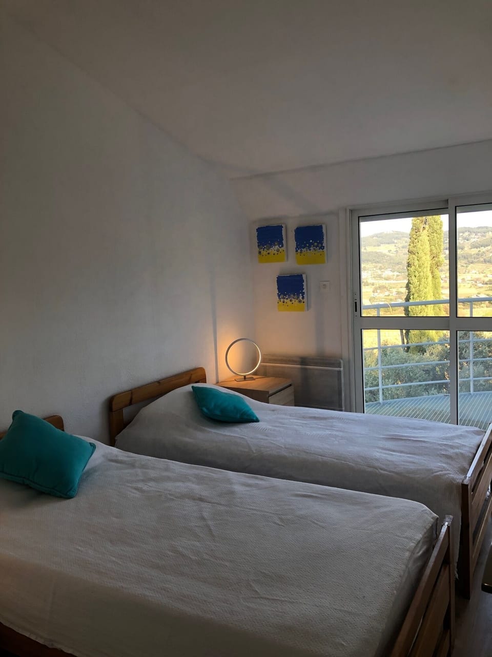 Twin bedroom first floor