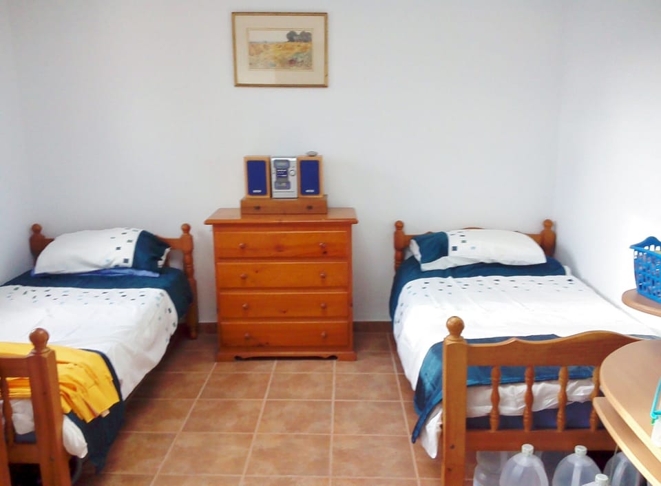 rear bedroom access to rear private patio and jack & jill bathroom 