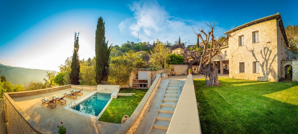 Rustic charm at its finest!