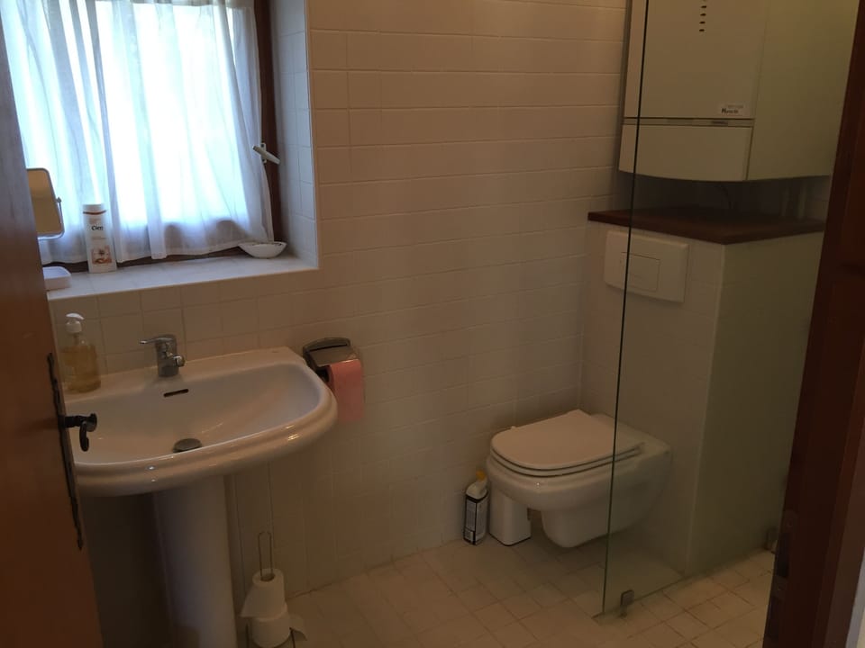 En suite shower room