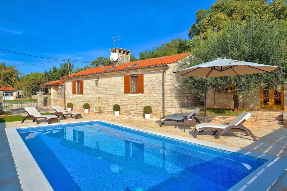 House with pool