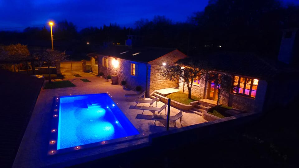 Casa Maria at night